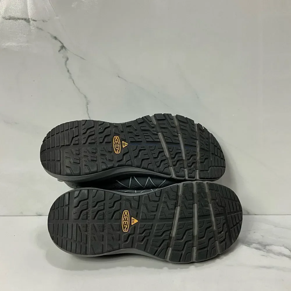 Keen Women's Black and Gray Sneakers